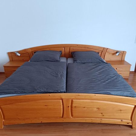 Ferienwohnung Schneider Бад Вилдунген Екстериор снимка